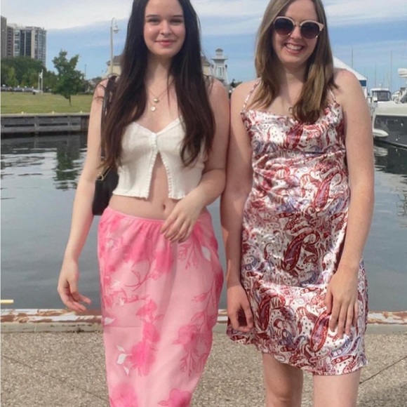 Pink patterned midi/maxi skirt - Picture 3 of 7